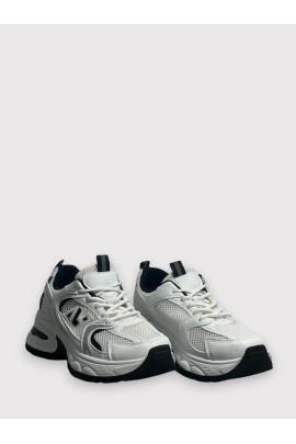 SNEAKERS ΜΕ ΔΙΧΤΥ ΚΑΙ ΔΙΧΡΩΜΕΣ ΛΕΠΤΟΜΕΡΕΙΕΣ